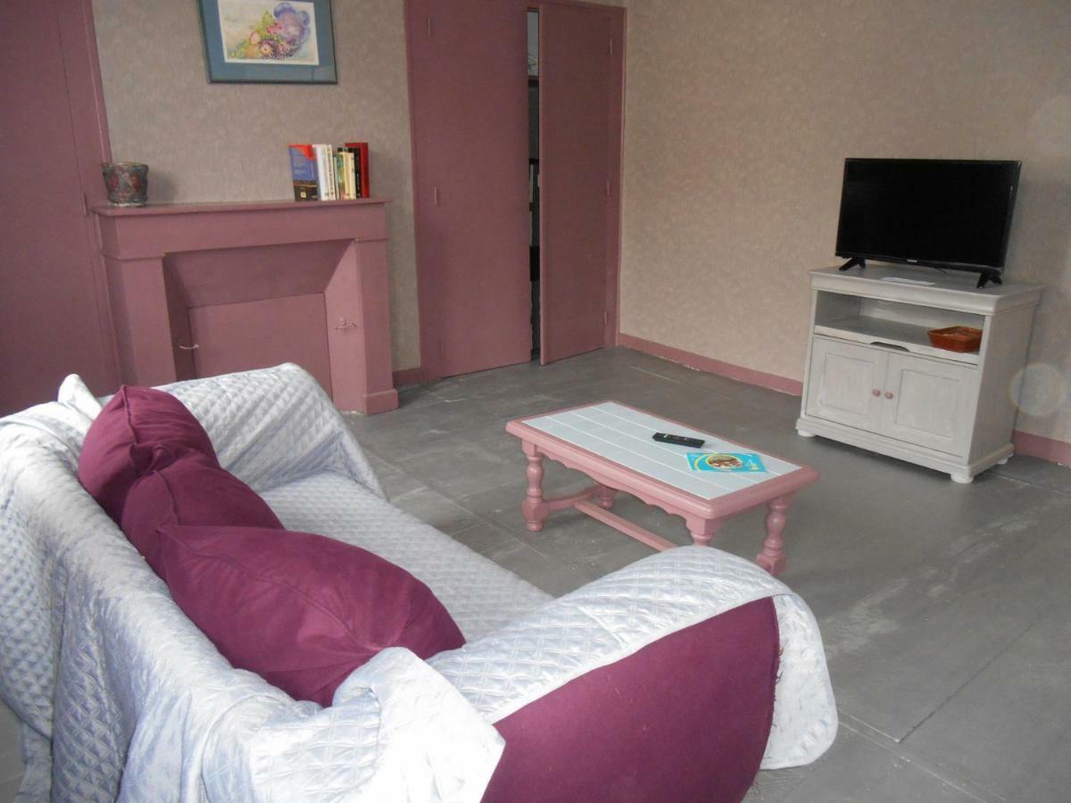 F2 A Tulle Villa Bagian luar foto