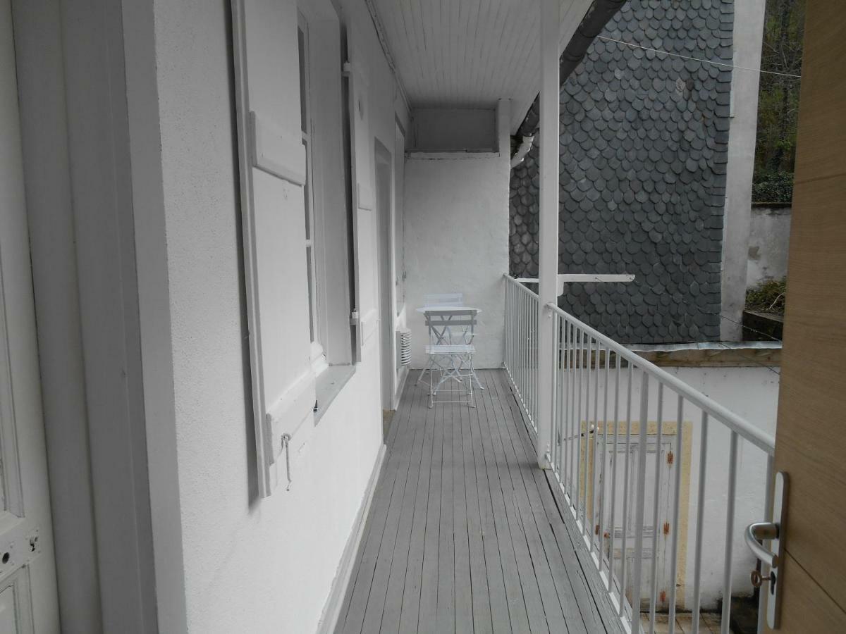 F2 A Tulle Villa Bagian luar foto